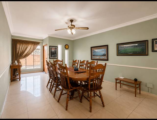 3 BEDROOM TOWNHOUSE FOR SALE IN THREE RIVERS